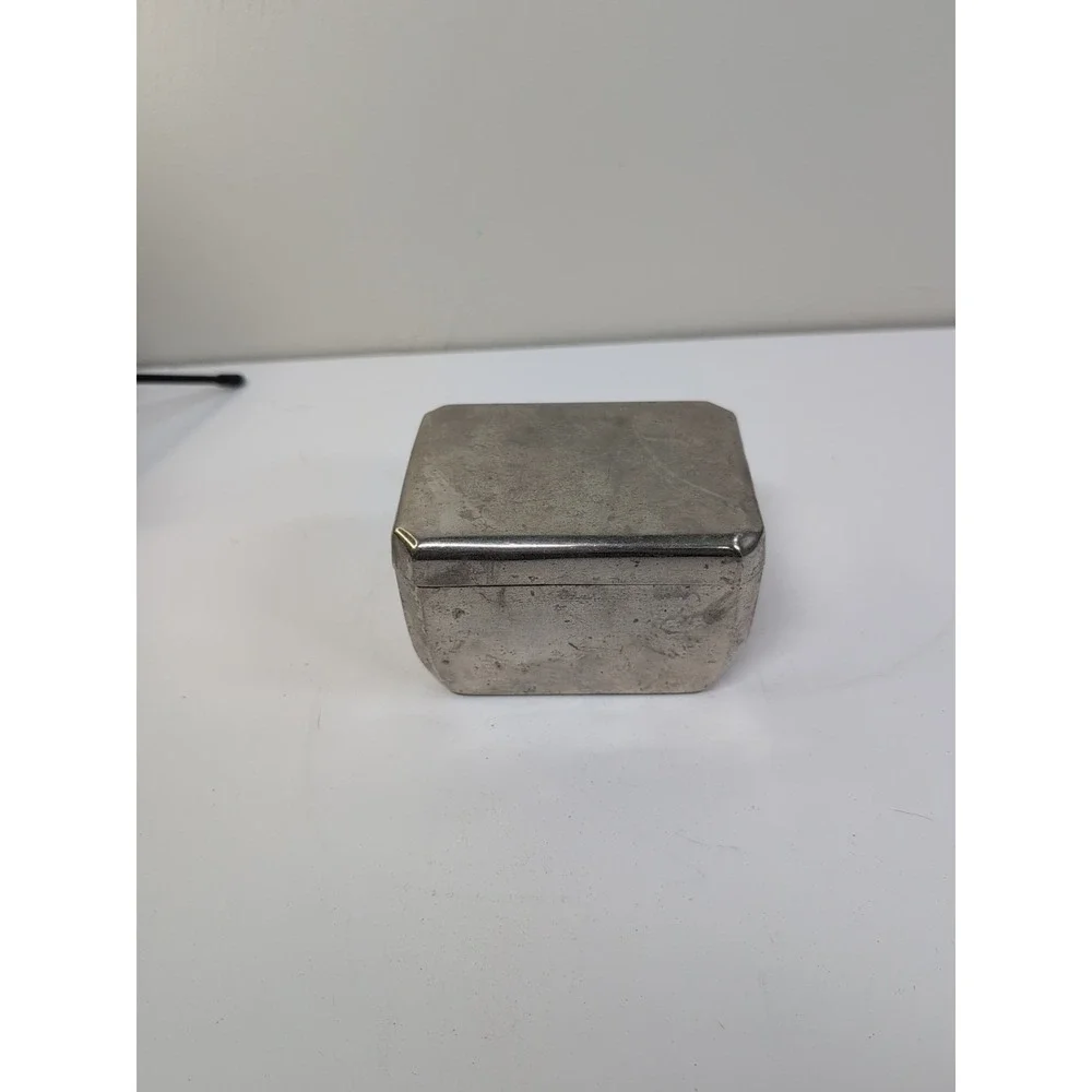 Vintage Trinket Box with Lid Silver Tone Metal‎